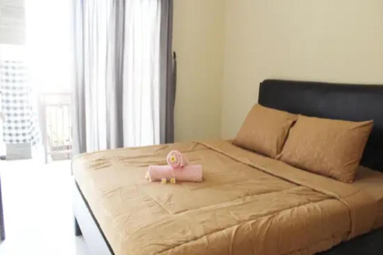 Oyo Flagship 91237 Ratu Guest House Kedunganan Esterno foto