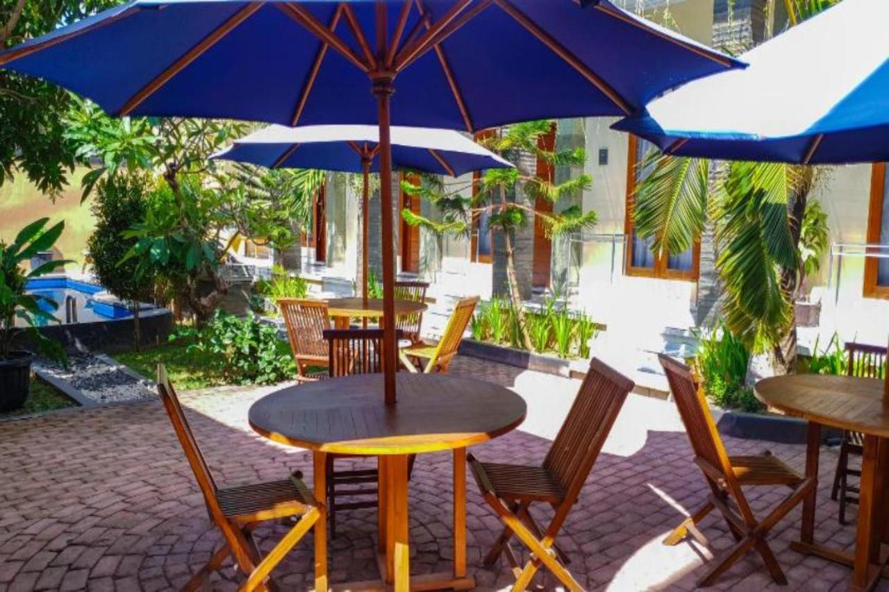 Oyo Flagship 91237 Ratu Guest House Kedunganan Esterno foto